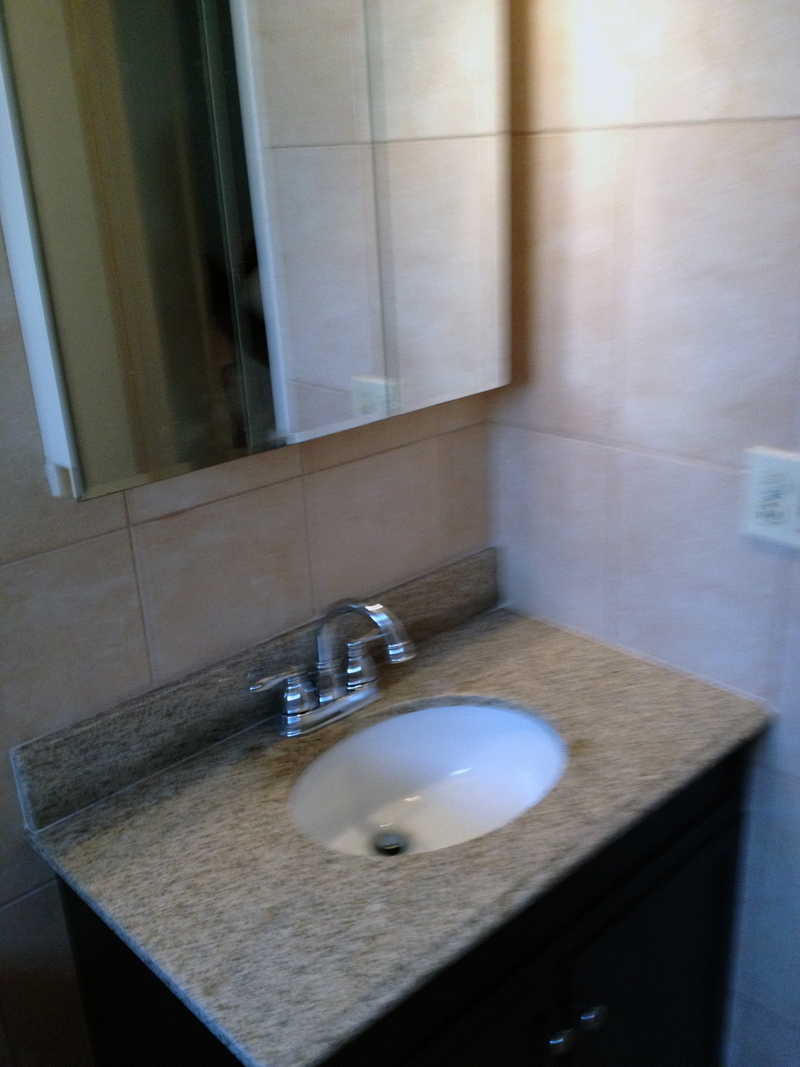 BUCH_6133_UNIT1_BATHROOM_1982_edited-1 (1)
